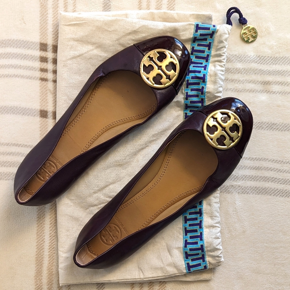Tory Burch Chelsea Cap-Toe Leather Ballet Flat - Picture 12 of 12